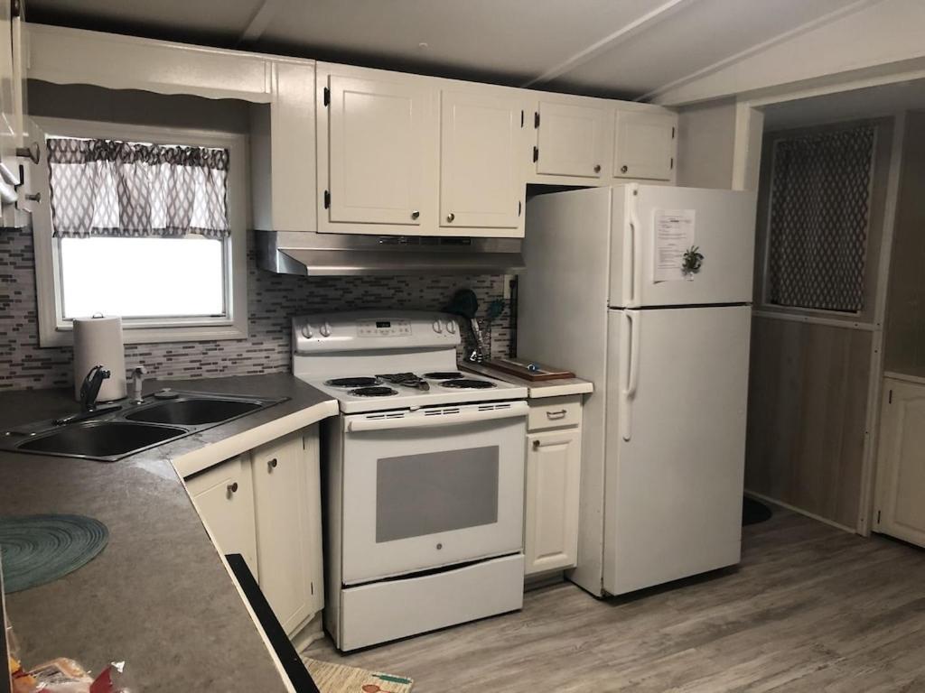 Shell Point Retreat Golf Cart Included * Panacea