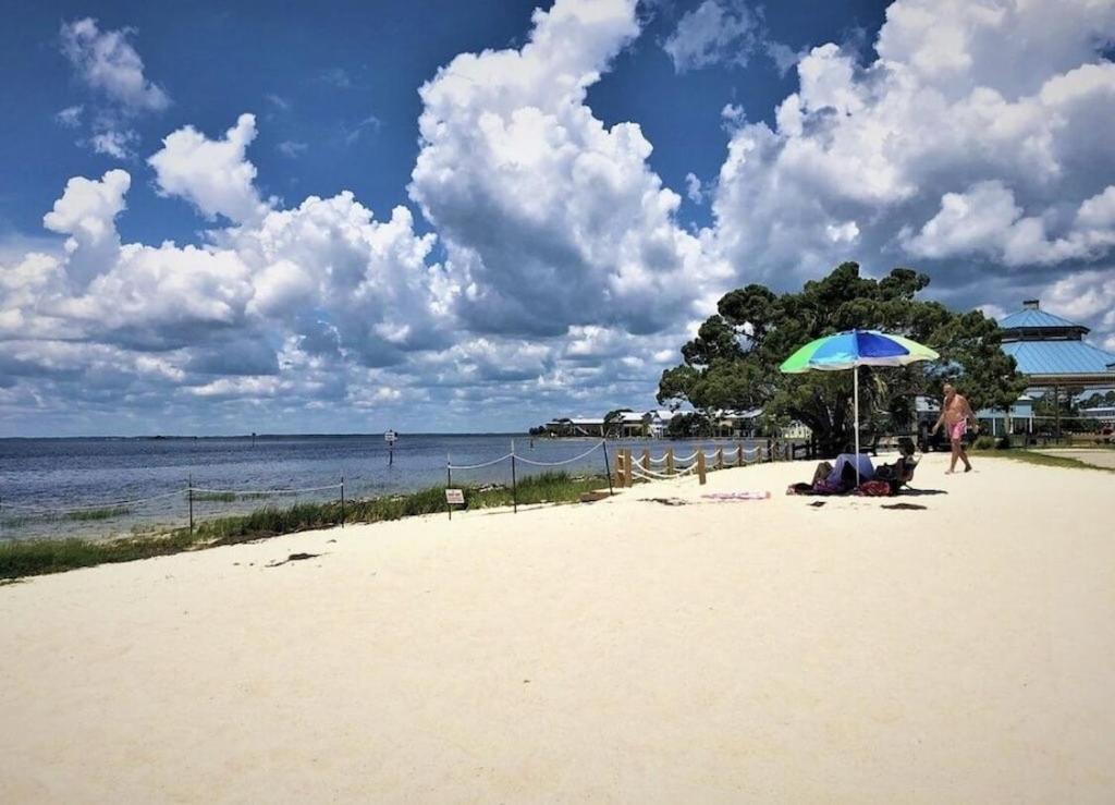 Shell Point Retreat Golf Cart Included Hébergement de vacances *